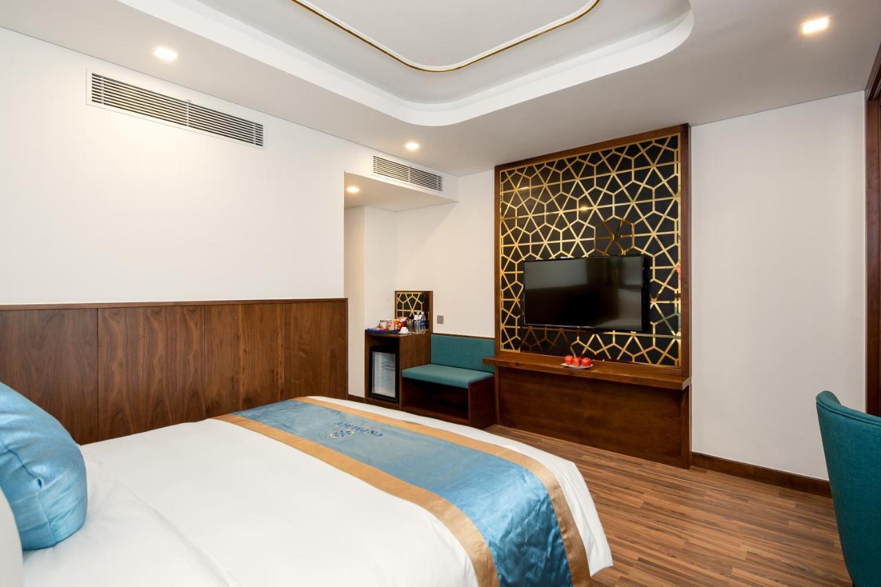 Cn Palace Boutique Hotel & Spa Đà Nẵng Exterior foto