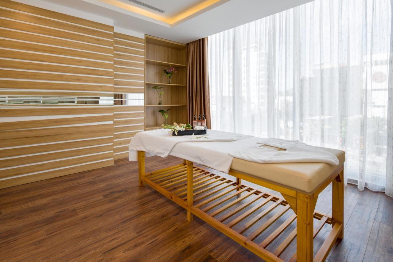 Cn Palace Boutique Hotel & Spa Đà Nẵng Exterior foto